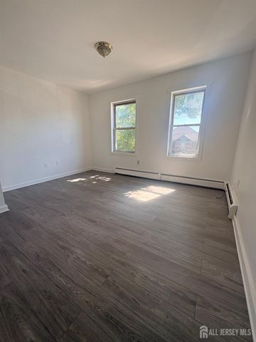 661 Catherine Street 2B, Perth Amboy, NJ 08861