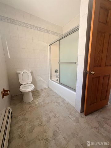 661 Catherine Street 2B, Perth Amboy, NJ 08861