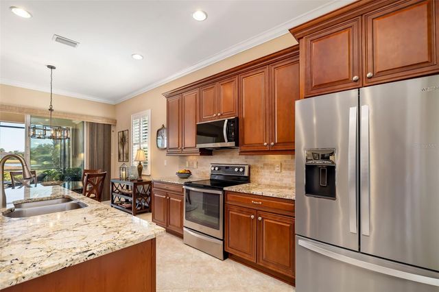 143 AVALINI WAY, Nokomis, FL 34275