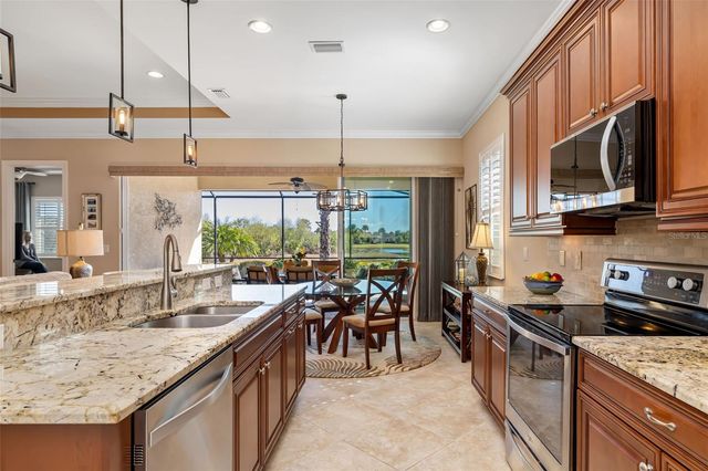 143 AVALINI WAY, Nokomis, FL 34275