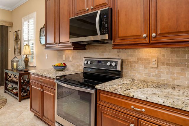 143 AVALINI WAY, Nokomis, FL 34275