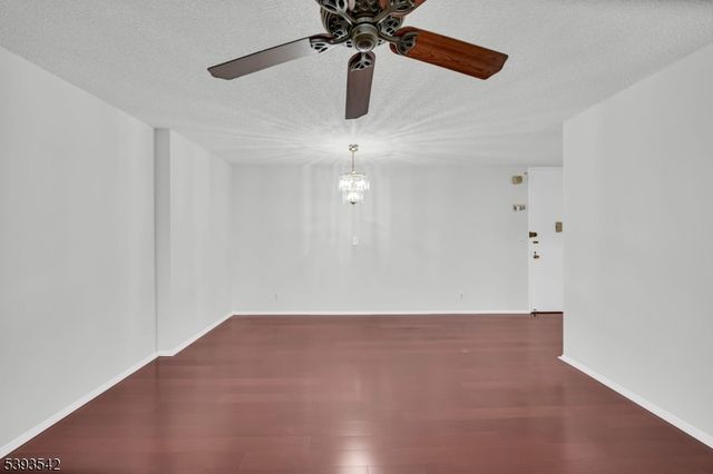 300 Winston Dr-C1601 1601, Cliffside Park Boro, NJ 07010