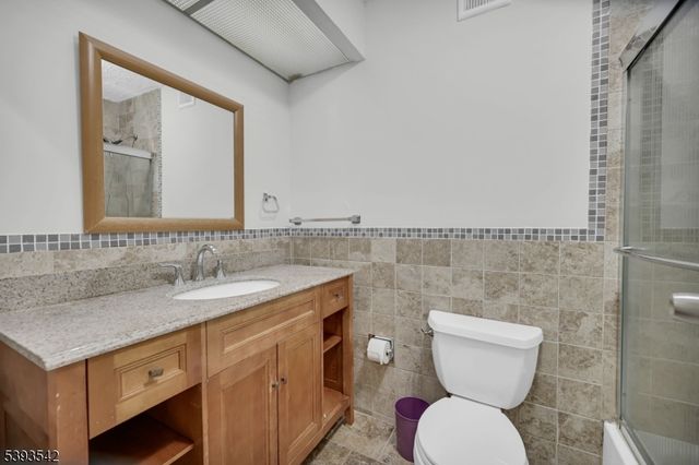 300 Winston Dr-C1601 1601, Cliffside Park Boro, NJ 07010