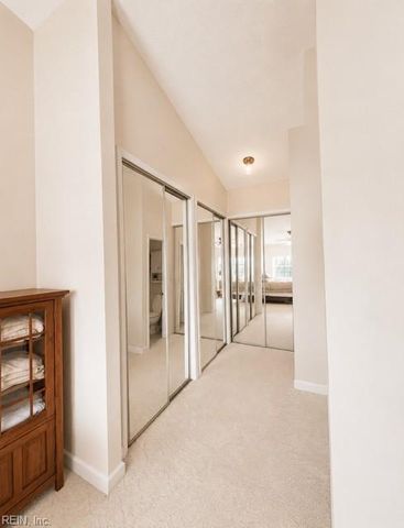 401 Harbour Pt Apt 302, Virginia Beach, VA 23451