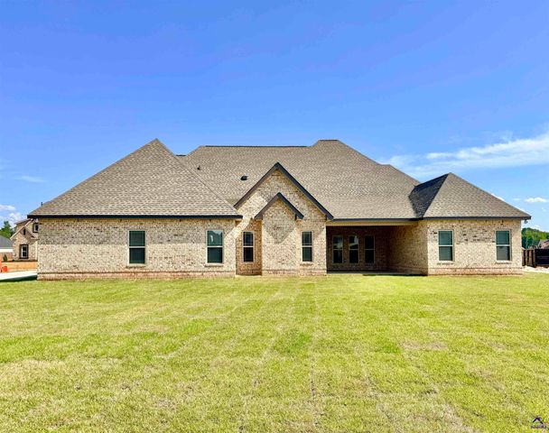 604 Willowbrook Lane, Kathleen, GA 31047