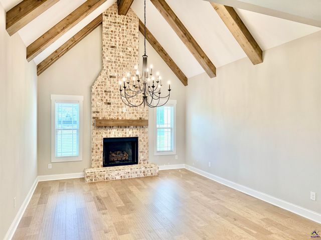 604 Willowbrook Lane, Kathleen, GA 31047