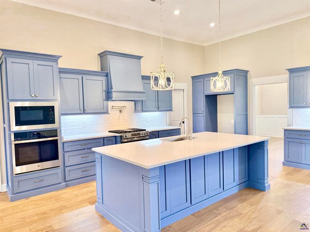 604 Willowbrook Lane, Kathleen, GA 31047