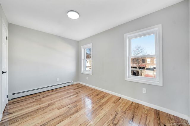 114-23 200th Street, Saint Albans, NY 11412