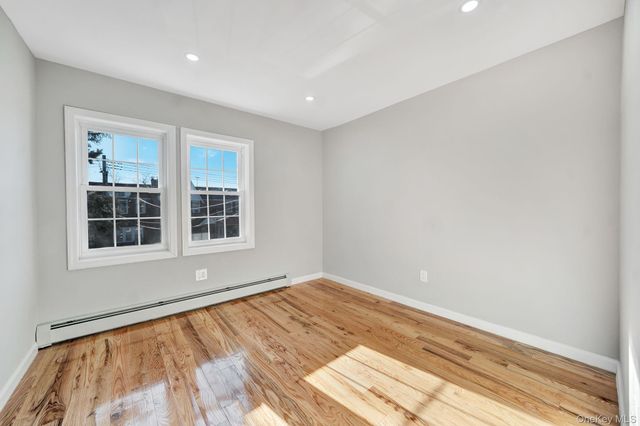 114-23 200th Street, Saint Albans, NY 11412