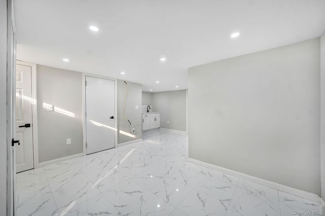 114-23 200th Street, Saint Albans, NY 11412