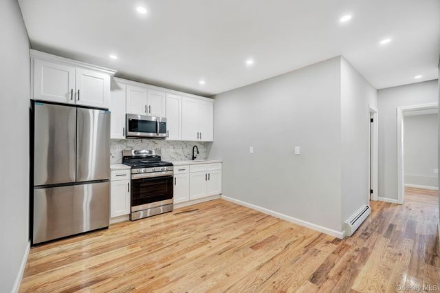 114-23 200th Street, Saint Albans, NY 11412