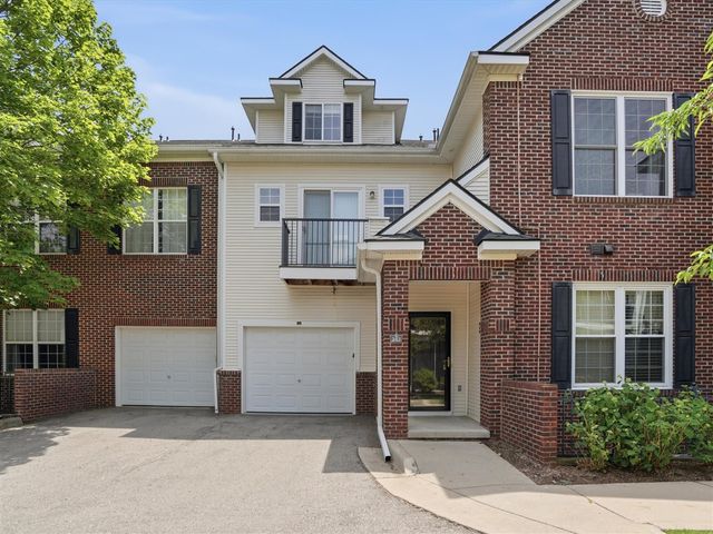 273 Scio Village Court 243, Ann Arbor, MI 48103
