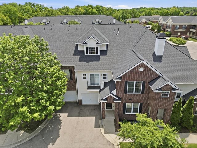 273 Scio Village Court 243, Ann Arbor, MI 48103
