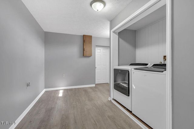 520 Hospital Hill Lane, Mountain City, TN 37683