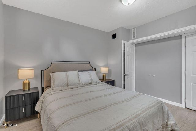 520 Hospital Hill Lane, Mountain City, TN 37683