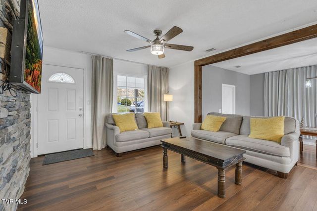 520 Hospital Hill Lane, Mountain City, TN 37683