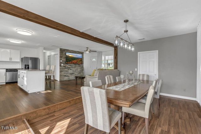 520 Hospital Hill Lane, Mountain City, TN 37683