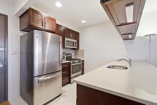456 W 167th St Apt 6G, New York City, NY 10032