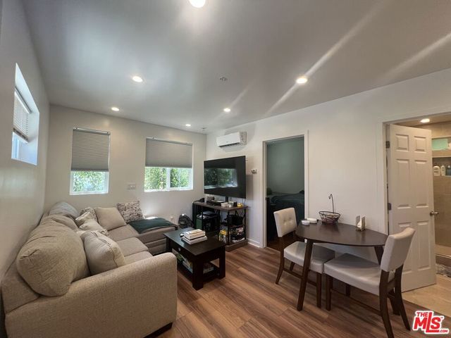 3901 S Orange Drive, Los Angeles, CA 90008