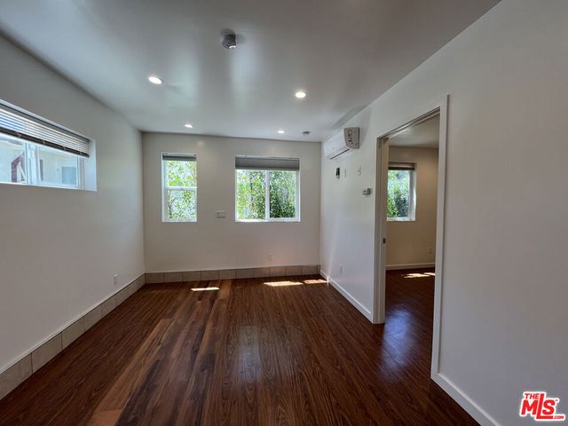3901 S Orange Drive, Los Angeles, CA 90008