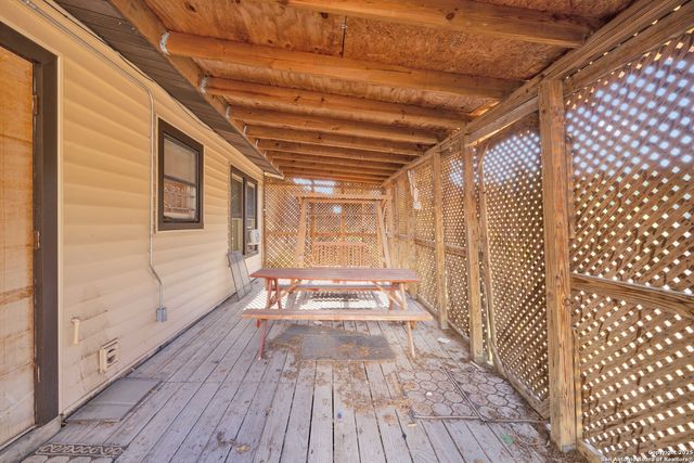 254 Banbridge, San Antonio, TX 78223