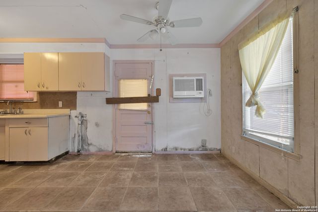 254 Banbridge, San Antonio, TX 78223