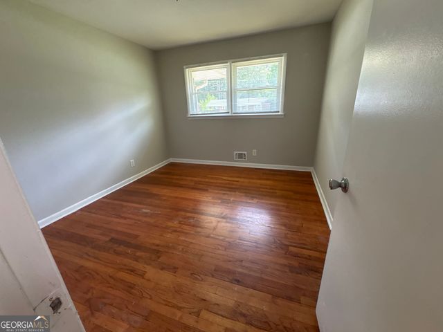 6269 Flamingo Way, Morrow, GA 30260