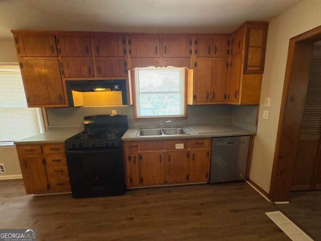 6269 Flamingo Way, Morrow, GA 30260