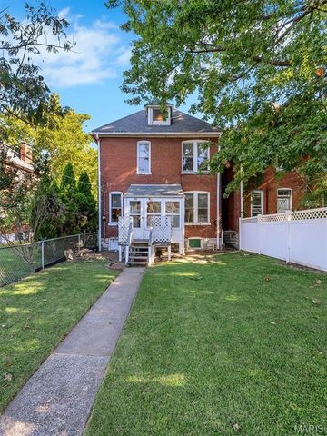 3950 Shenandoah Avenue, St Louis, MO 63110