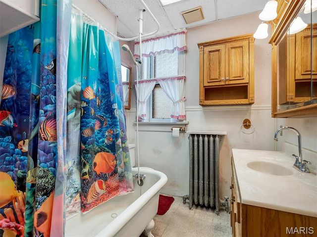 3950 Shenandoah Avenue, St Louis, MO 63110
