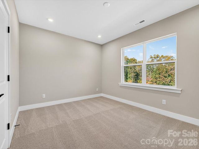 212 Halemarg Drive, Belmont, NC 28012