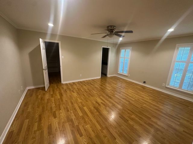 808 Portofino Drive, Arlington, TX 76012