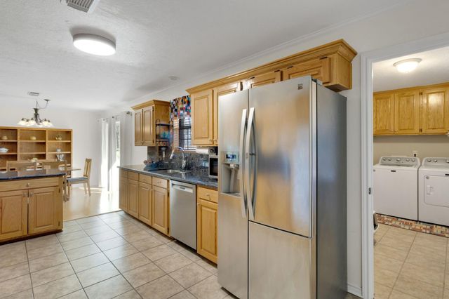 41 S Holly Glen Drive, Point Blank, TX 77364