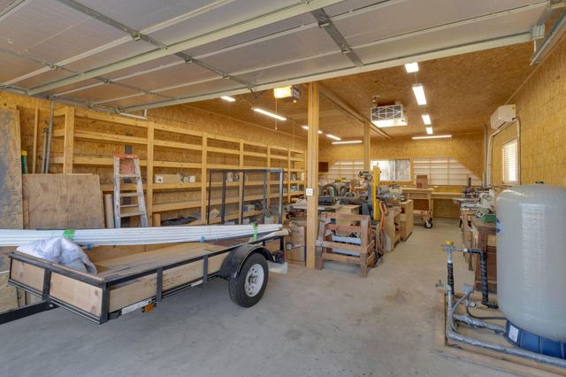 41 S Holly Glen Drive, Point Blank, TX 77364