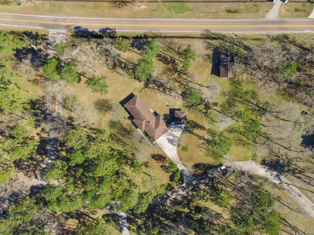 41 S Holly Glen Drive, Point Blank, TX 77364
