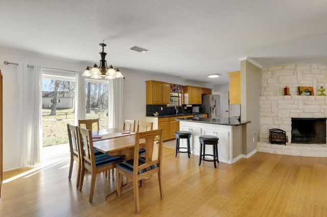 41 S Holly Glen Drive, Point Blank, TX 77364