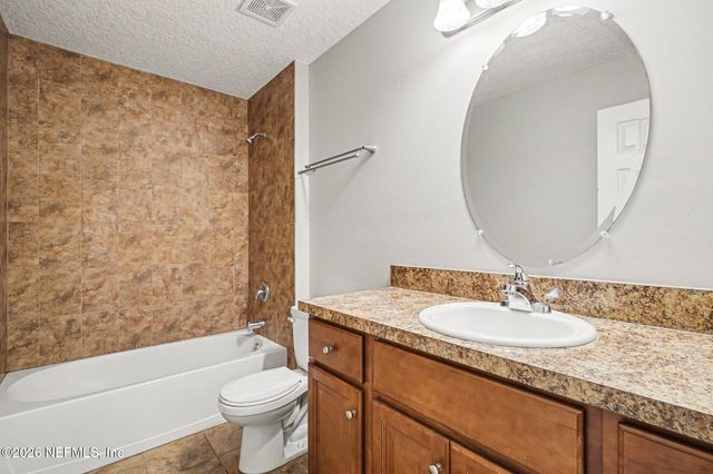 87061 FARNSWORTH Lane, Yulee, FL 32097