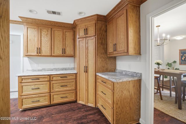 965 E Second Street, Pass Christian, MS 39571