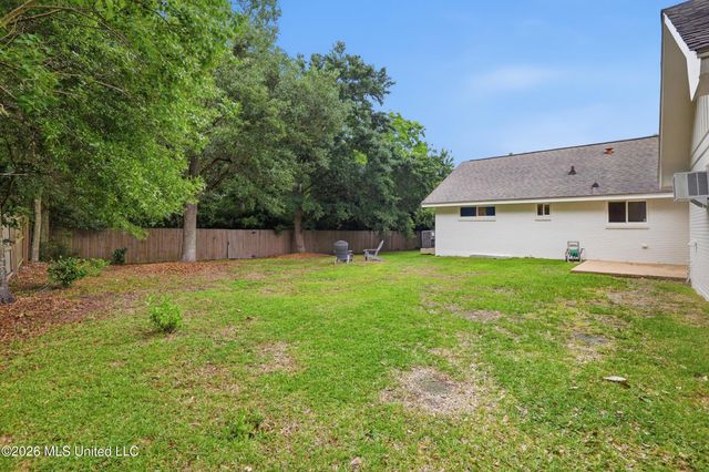 965 E Second Street, Pass Christian, MS 39571
