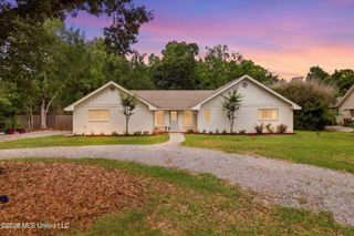 965 E Second Street, Pass Christian, MS 39571