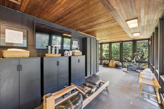 80 Skywood Way, Woodside, CA 94062