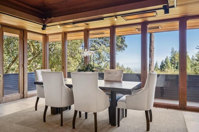 80 Skywood Way, Woodside, CA 94062