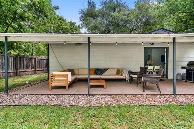 2906 Burning Oak DR, Austin, TX 78704