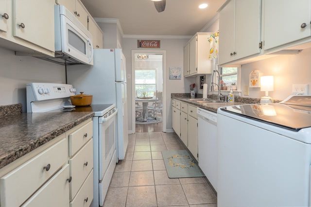 4893 PARKSIDE AVE, Memphis, TN 38117