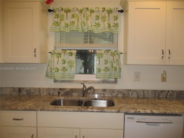 6531 SE Federal Hwy S212 S212, Stuart, FL 34997