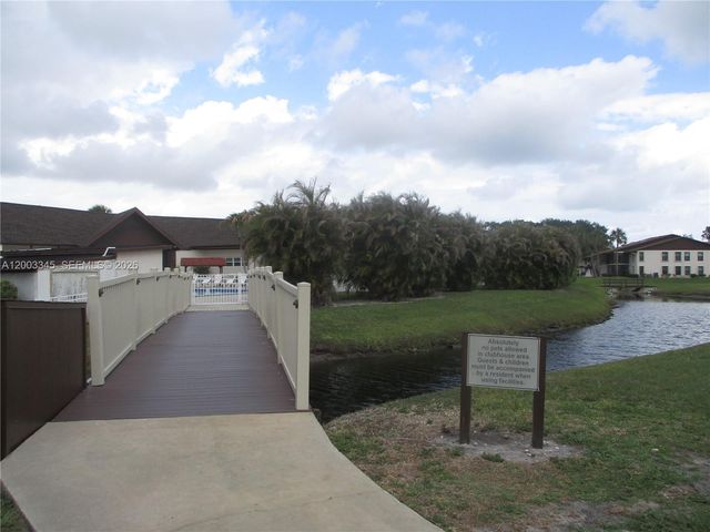 6531 SE Federal Hwy S212 S212, Stuart, FL 34997