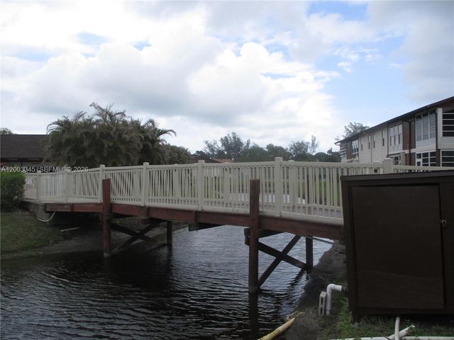 6531 SE Federal Hwy S212 S212, Stuart, FL 34997