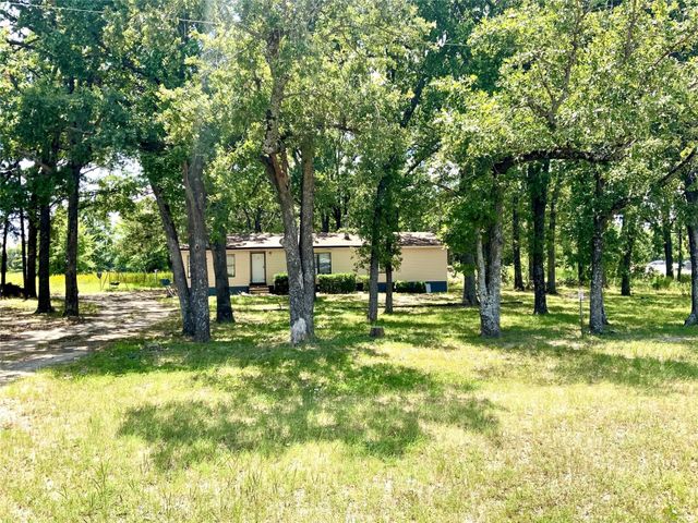 910 HWY 69, Emory, TX 75440
