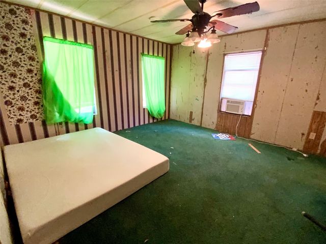 910 HWY 69, Emory, TX 75440