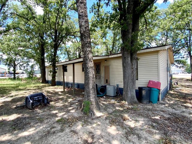 910 HWY 69, Emory, TX 75440